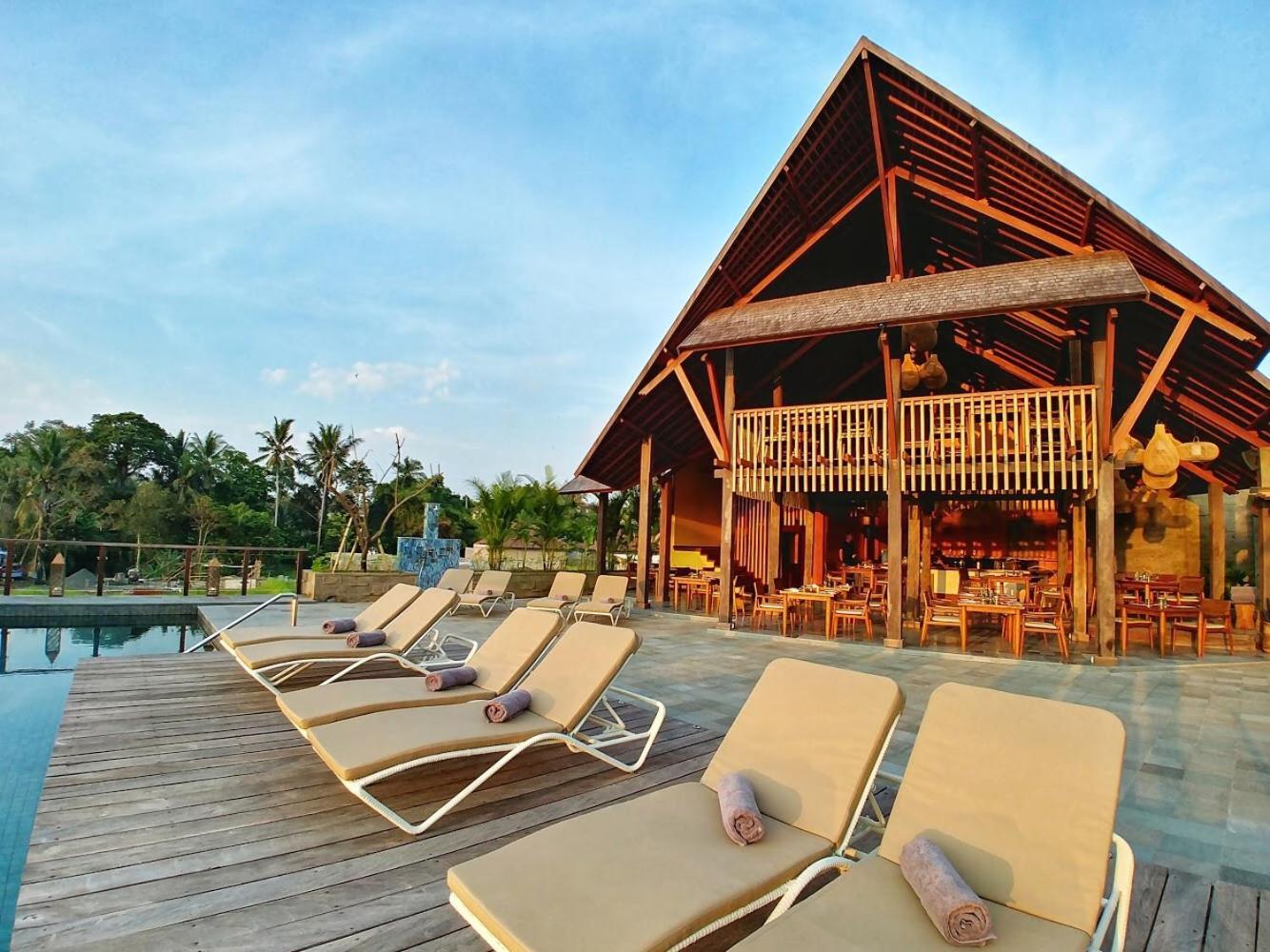 Tejaprana Bisma - Chse Certified Hotel Ubud  Ngoại thất bức ảnh The swimming pool at the resort