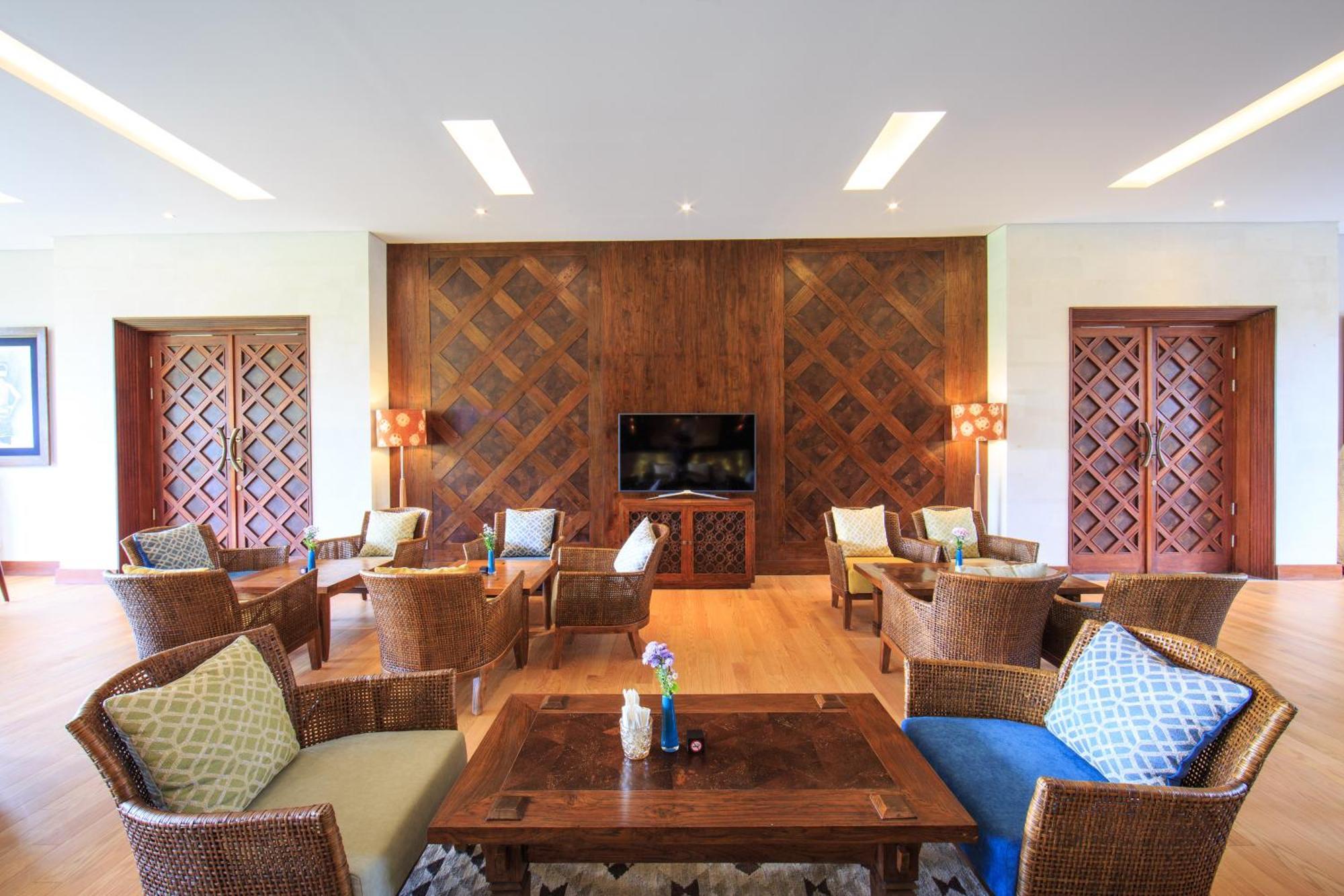 Tejaprana Bisma - Chse Certified Hotel Ubud  Ngoại thất bức ảnh The lounge at Male International Airport