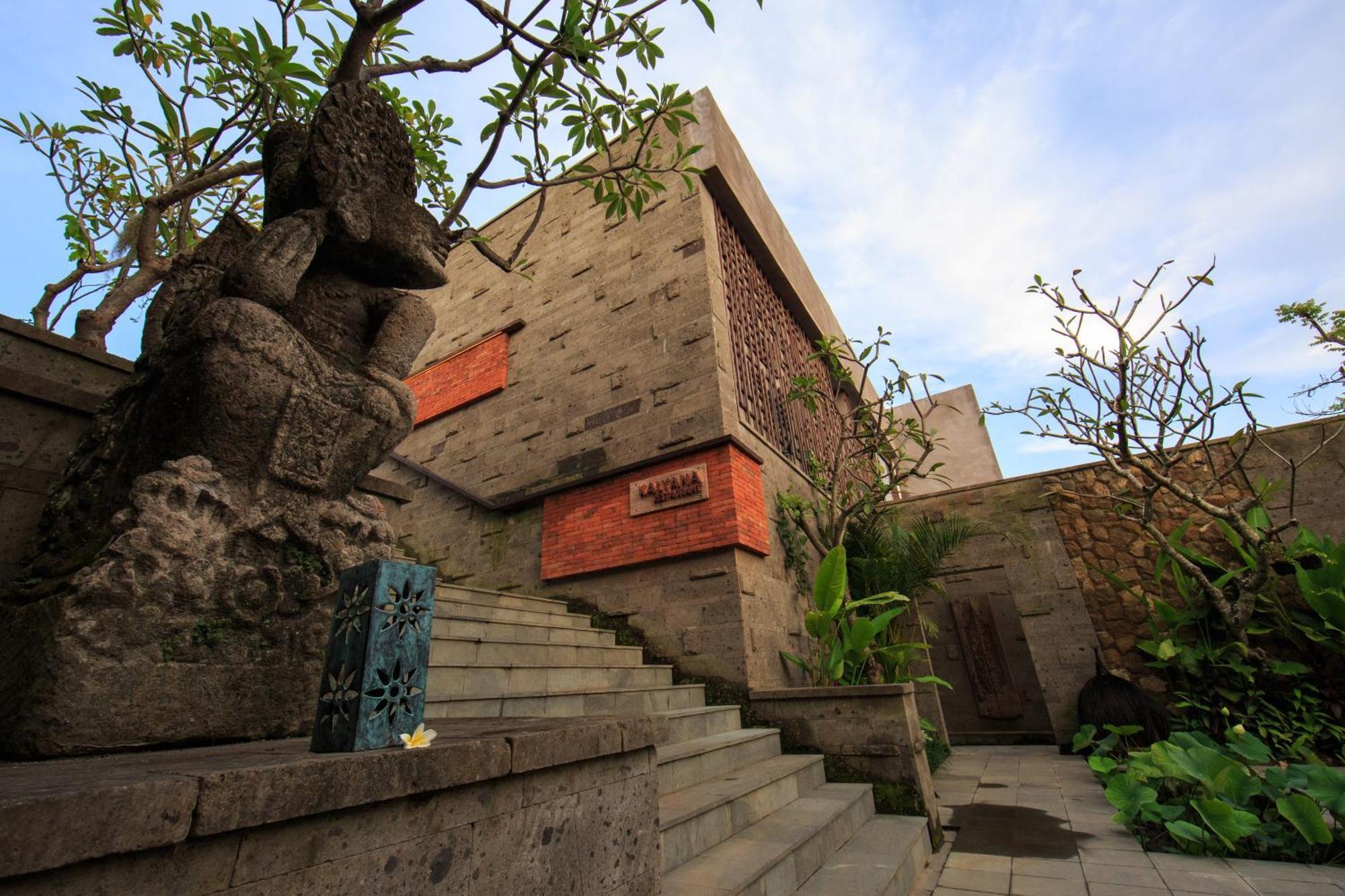 Tejaprana Bisma - Chse Certified Hotel Ubud  Ngoại thất bức ảnh The museum's main entrance