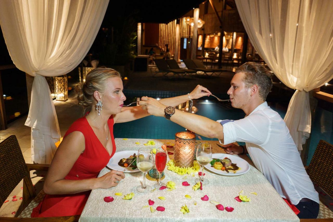 Tejaprana Bisma - Chse Certified Hotel Ubud  Ngoại thất bức ảnh A couple dining at a restaurant